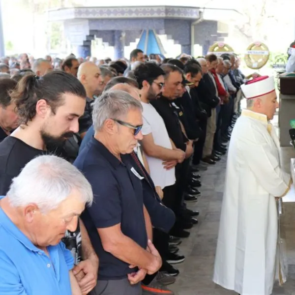 Ersun Yanal Yasta: Babası Ural Yanal Vefat Etti! Son Anlar