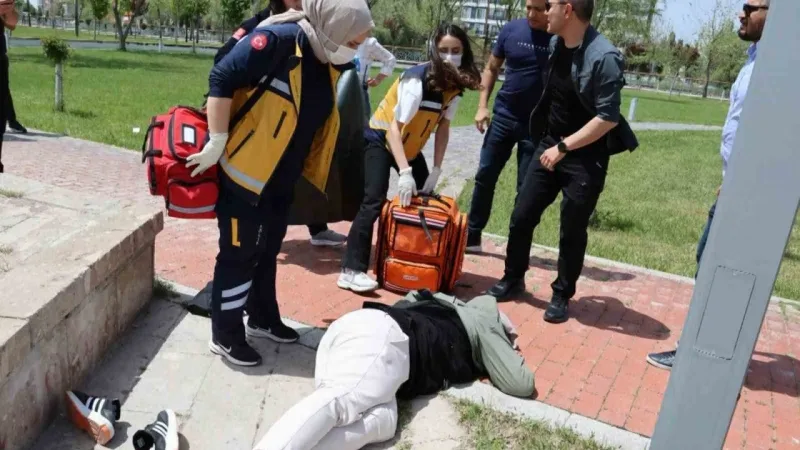 Genç Kadın Yaralı Bulunmuştu: Parktaki Olayın Sırrı Çözüldü!