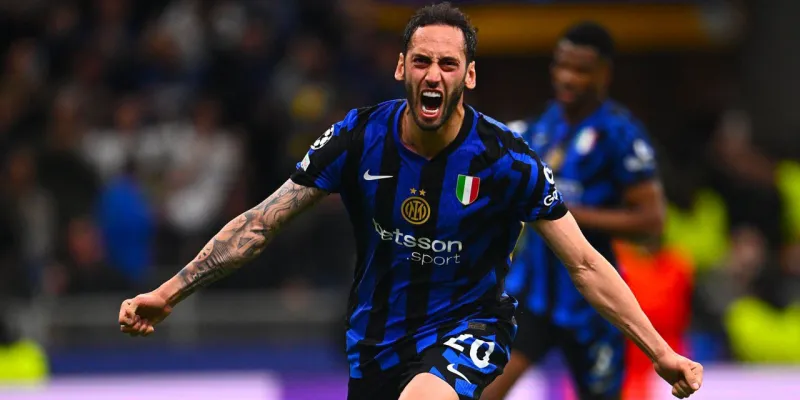 Hakan Çalhanoğlu Şampiyonlar Ligi'nde Tarih Yazacak!