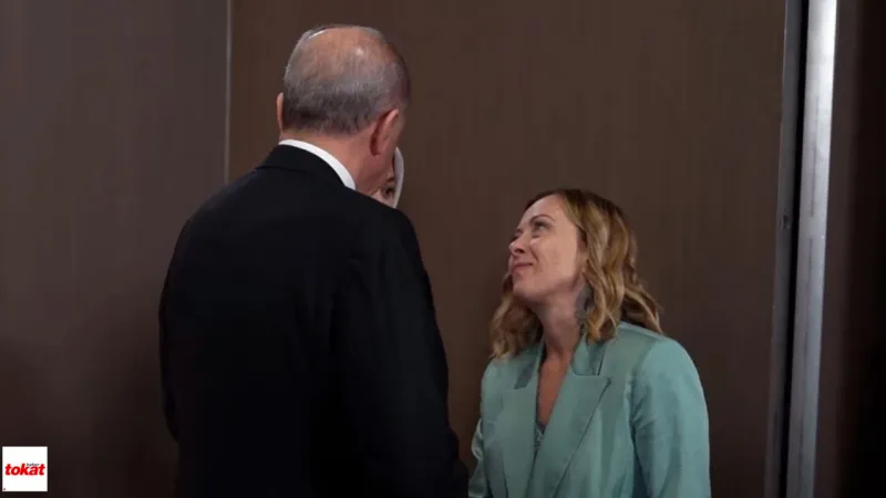 Meloni'nin Sır Ailesi: Ünlü Oyuncu Büyükannesi Şaşırttı!