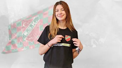 Karşıyaka Voleybolda Transfer Bombası! O Yıldız Artık Yeşil-Kırmızılı!