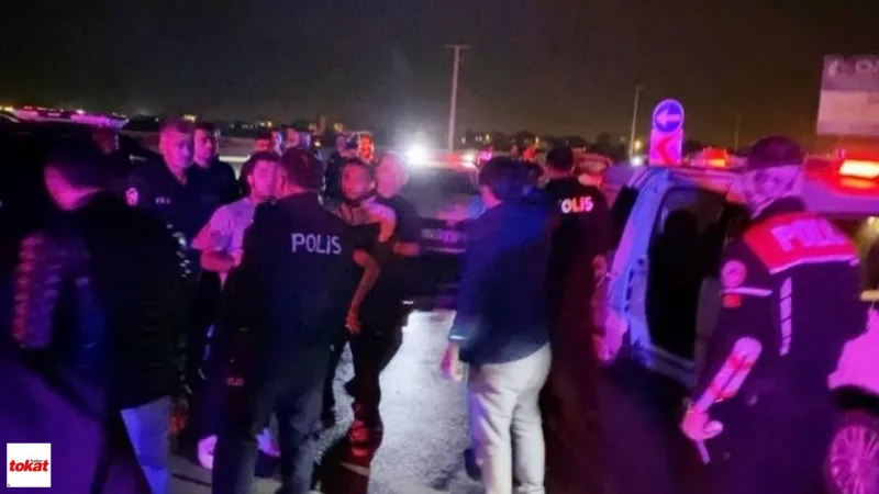 Aksaray'da Taraftar Dehşeti! Kürekler Konuştu, Ortalık Savaş Alanına Döndü!