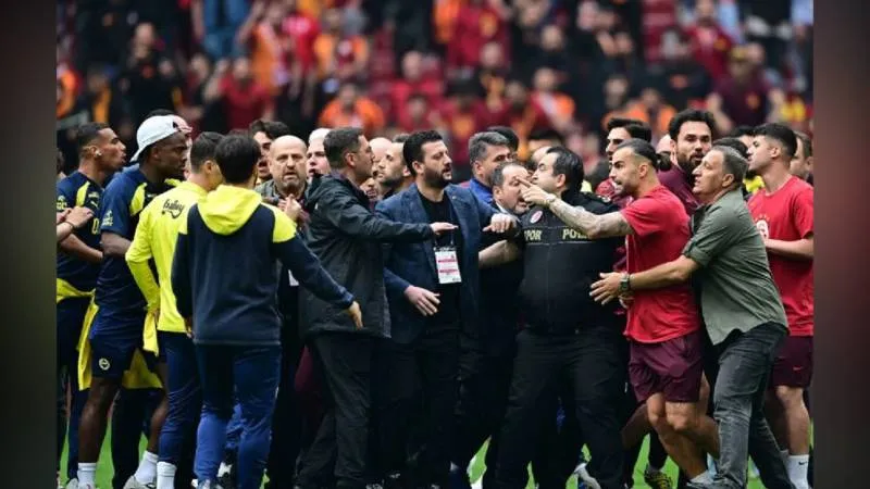 Fenerbahçeli Yıldızlara Şok! Mahkemeden Zorla Getirme Kararı Çıktı!