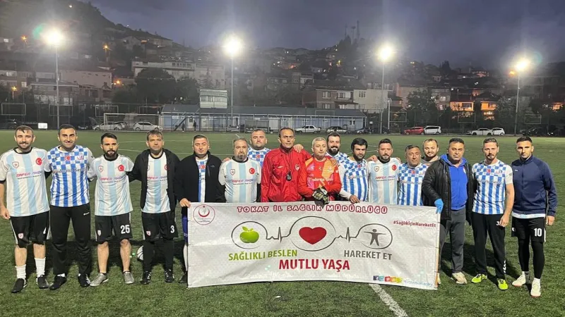 Niksar'da Futbol Sahasında Sağlık Dersi! Herkes Şaşkın!