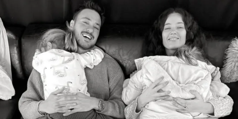Pelin Akil ve Anıl Altan Boşanıyor Mu? Doğum Gününde Şok Detay!