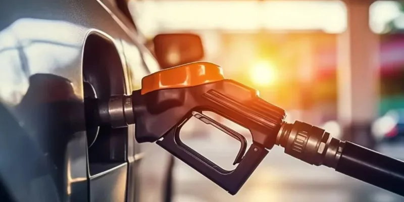 Petrol Fiyatları Çakıldı! Akaryakıta Dev İndirim Müjdesi mi?