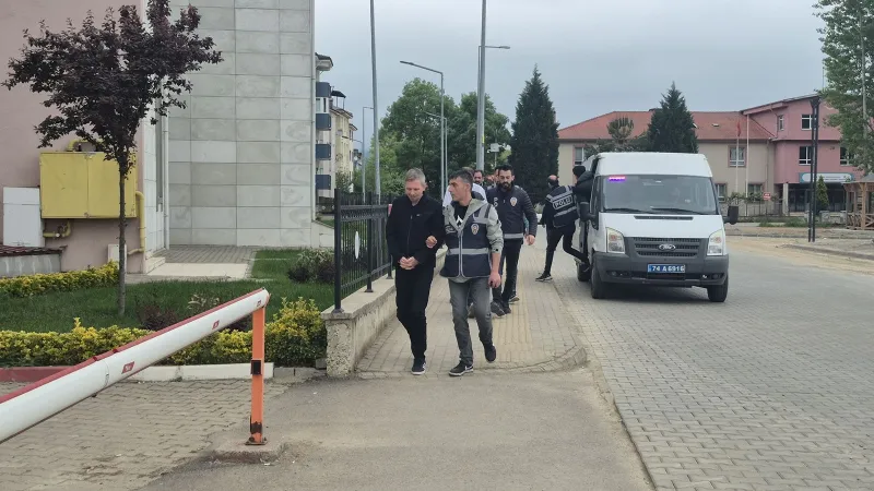 Sahte Polis Vurgunu! 3 Milyon TL'yi Gerçek Polis Engelledi