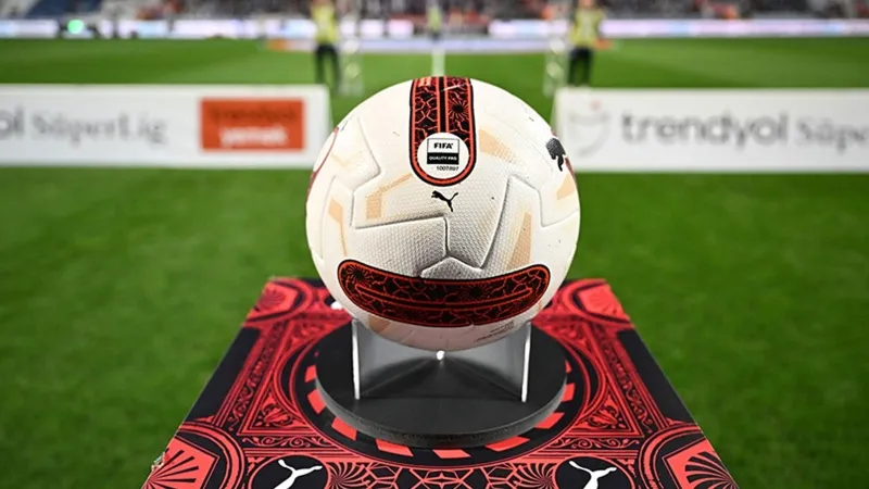 Süper Lig'de Şampiyonluk ve Kümede Kalma Savaşı! 35. Hafta Fikstürü