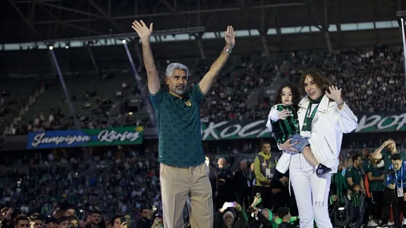 Kocaelispor'da Şok Ayrılık! İsmet Taşdemir'in Süper Lig Veda'sı mı?