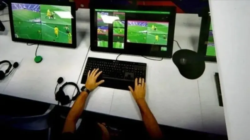VİDEO: Süper Lig VAR Kayıtları Şok Etti! Vişça'ya Ne Oldu?