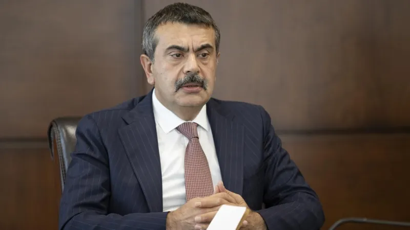 Zorunlu Eğitimde Sürpriz Değişiklik mi? Bakan Tekin'den Kritik Açıklama!