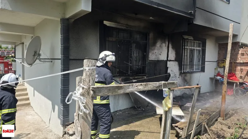 Niksar’da Apartmanda Korkutan Yangın: Maddi Hasar Oluştu