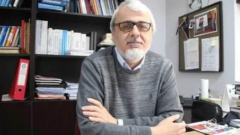 Prof. Dr. Aziz Çelik: Grevin asıl sebebi ücret ayrımcılığıdır