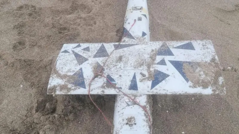 Sahile düşünülen hava aracı vurdu