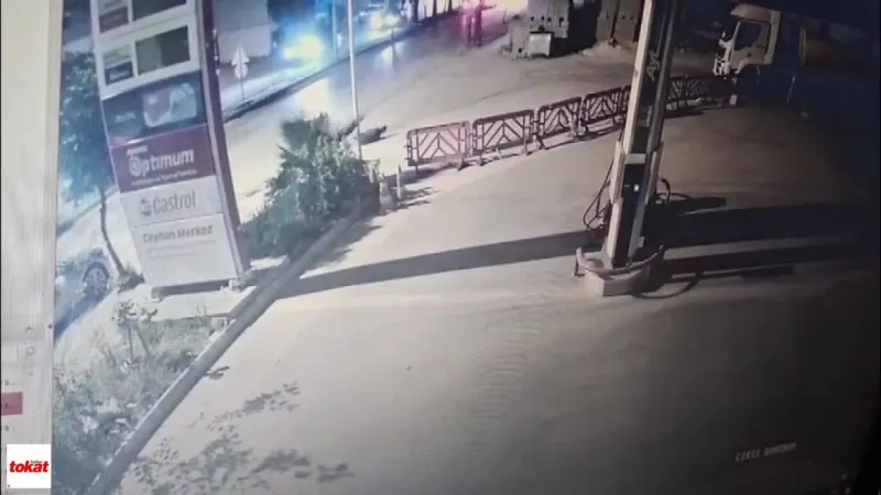 Sokakta Gördüğü Eski Kocasını Silahla Vurdu: Olay Kamerada