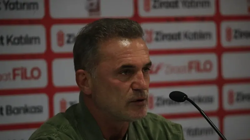 Tahsin Tam'dan Gençlere Cumhuriyet Bayramı Sürprizi!