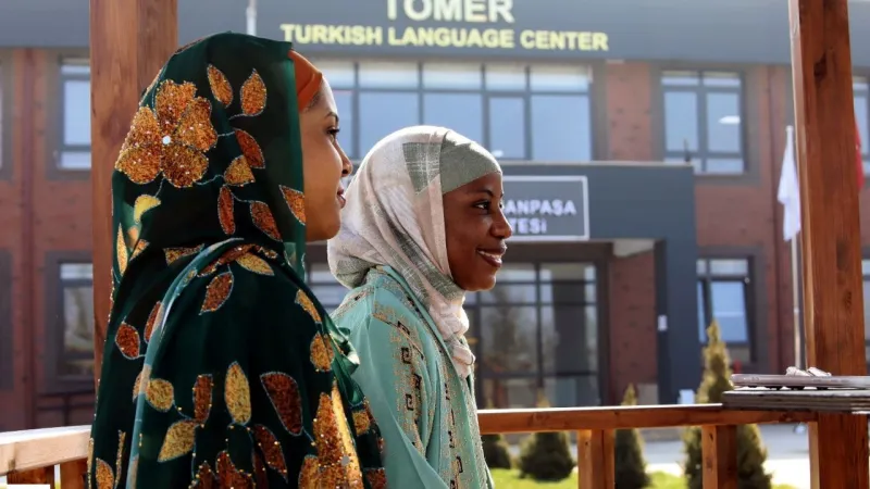 TOGÜ'den Uluslararası Türkçe Yaz Okulu: 13 Ülkeden Öğrenci Akını!