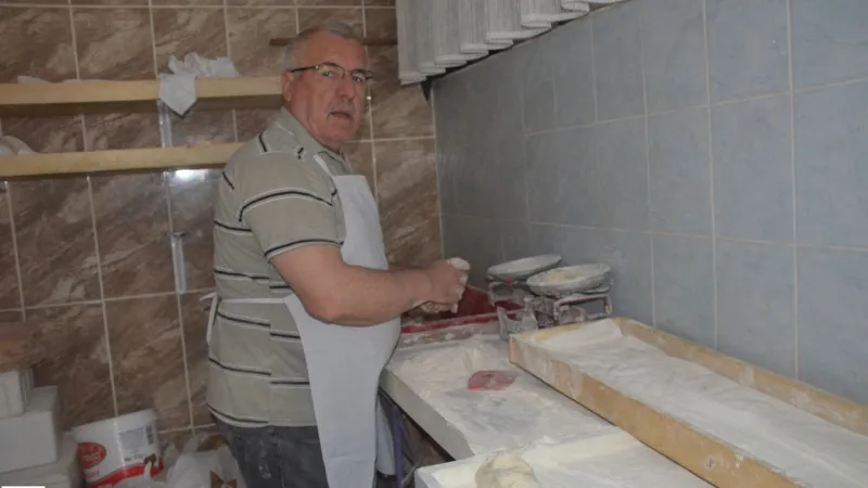 Tokat Pidesi'nin Son Çınarı 40 Yıldır Yaptığı Pideler İle Sanayide Bir Lezzet Efsanesi