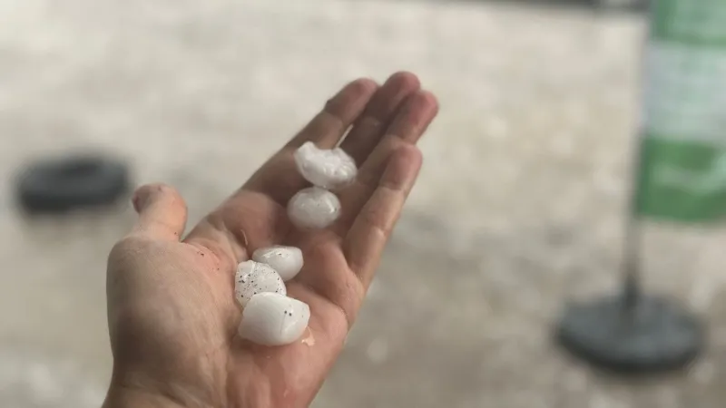 Tokat'a Ceviz Büyüklüğünde Dolu Yağdı
