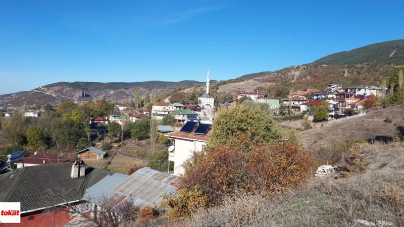 Tokat'ın Adı Gibi Sapsarı Köyü 1276 Metrede Bir Göleti Var Rotasını Çeviren Gidiyor Sessiz Güzelliği Keşfediyor