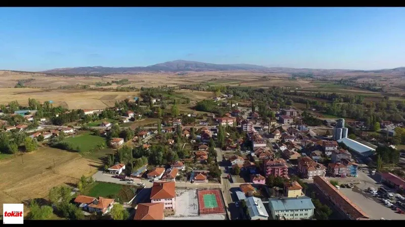 Tokat'ın Bu İlçesinde Doğal Klima Bulunuyor Yaz Akşamlarında Bile Soba Yaktırıyor Adını Duyan Marmaris'ten Çıkıp Geliyor