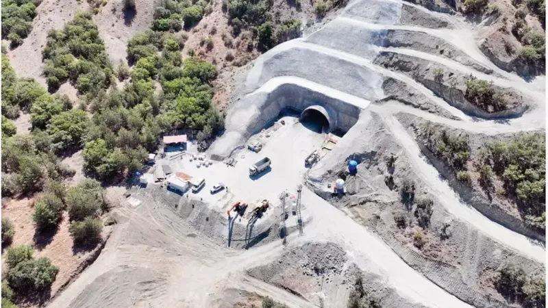 Tokat'ın Etrafı Yüksek Hızlı Sarılıyor 2 Bin 500 Personel 1000 İş Makinesi Sahada Çalışıyor Yüzde 30 Tamamlandı