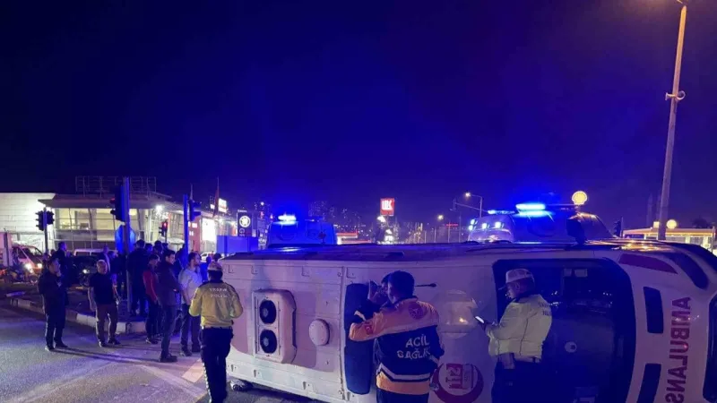 Tokat’ta ambulans ile cip çarpıştı: 3 yaralı