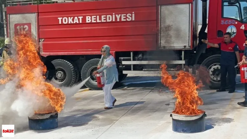 Tokat'ta belediye personeline yangınla mücadele eğitimi veriliyor