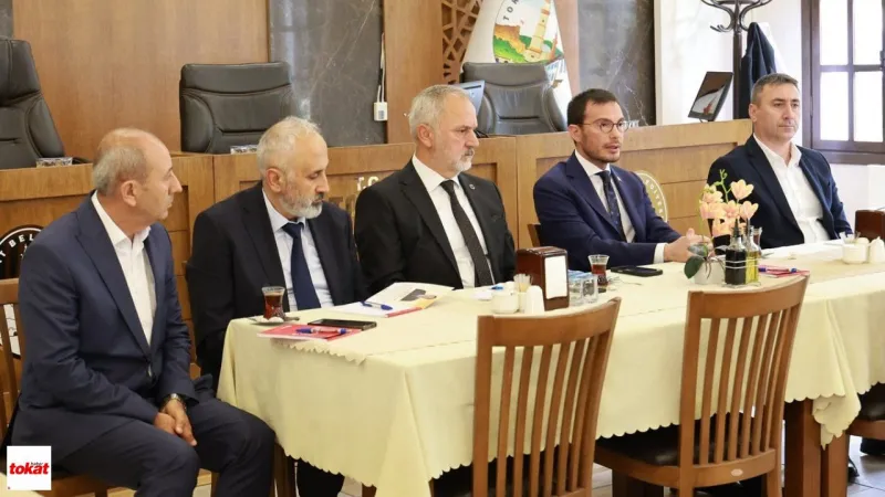 Tokat’ta Belediye Yönetimi, Haftalık İstişare Toplantısında Bir Araya Geldi