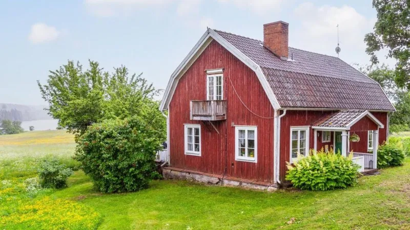 Tokat'ta Bir Daire Parasına İsveç'te Göl Kenarında Müstakil Ev Satılıyor Paranın Satın Aldığı Mutluluk İsveç'te Yaşanıyo