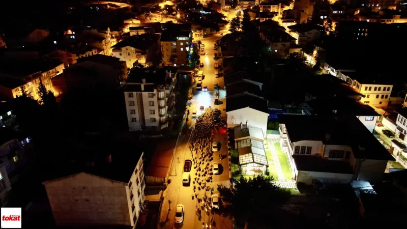 Tokat'ta Yayla Göçü Başladı! Şehir Merkezinden Geçiş Anı