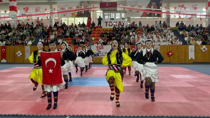 Tokat'ta Kortejle Başlayan Bayram Coşkusu Gösterilerle Taçlandı