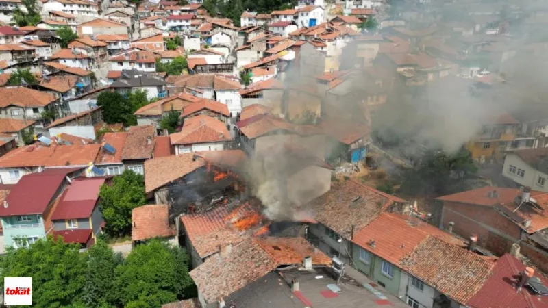 Tokat’taki Yangın Havadan Görüntülendi: Alevler Korkuttu