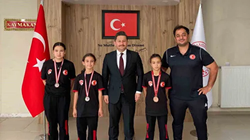 Ulukışla'nın Minik Devleri Güreşte Türkiye'yi Salladı!