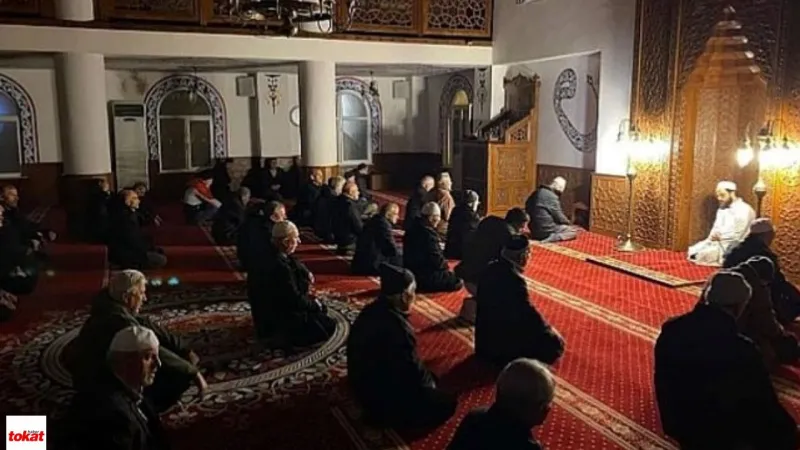 Vefa Unutulmaz: Niksar’da Şehitler Dualarla Anıldı