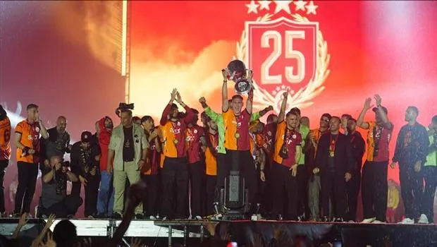 Galatasaray Yayın Gelirinde Zirvede! Fenerbahçe ve Beşiktaş Ne Kadar Aldı?