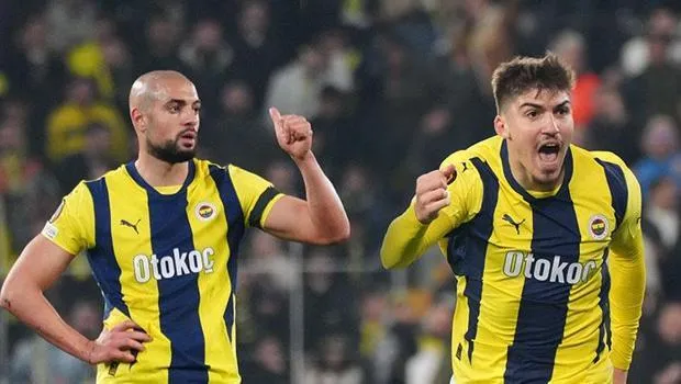 Yusuf Akçiçek uçtu, Amrabat çakıldı!